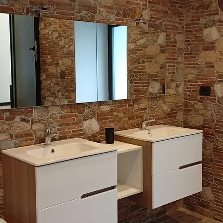 Borgo Double V
