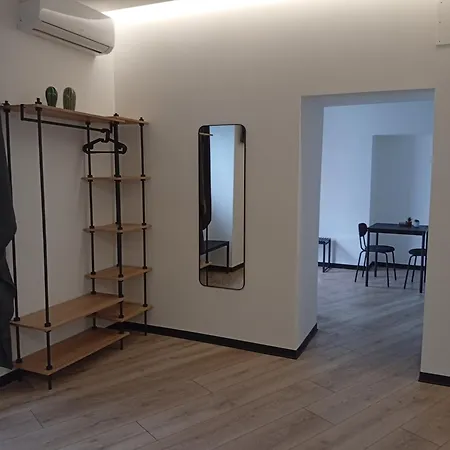 Borgo Double V * Nápoly