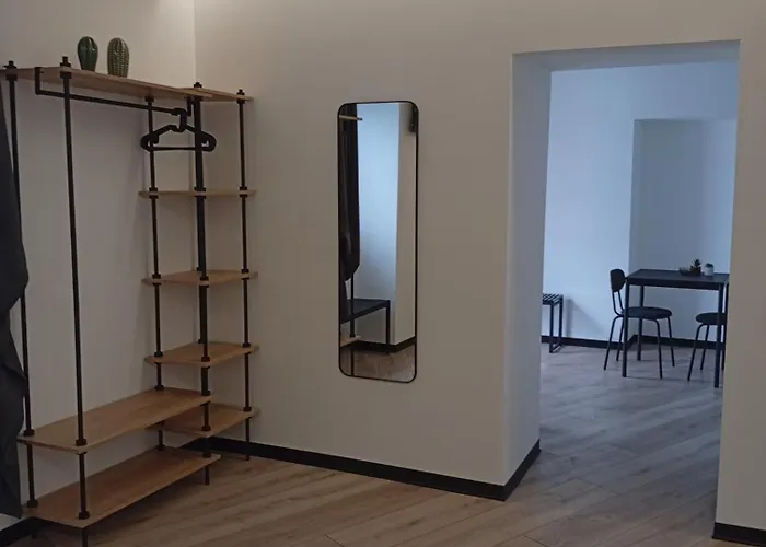 Borgo Double V * Nápoly